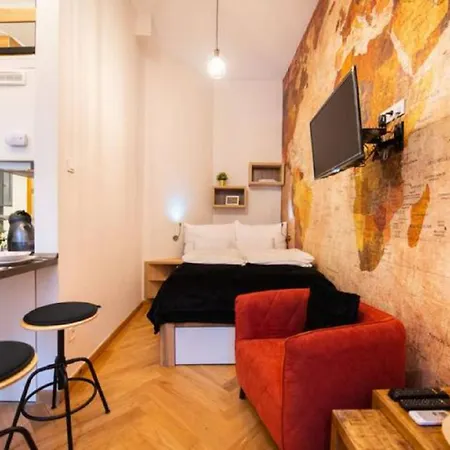 Chic Loft At Center With Ac