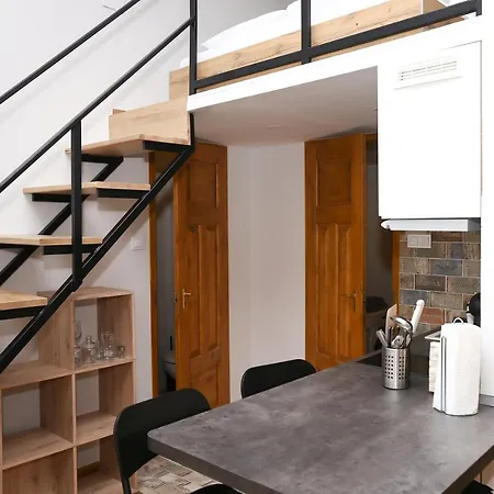 Chic Loft At Center With Ac Apartamento