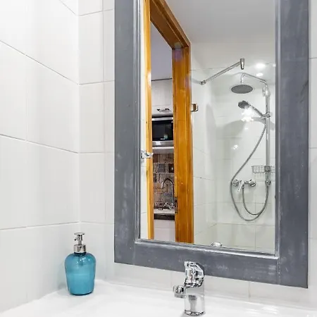 Chic Loft At Center With Ac Apartamento